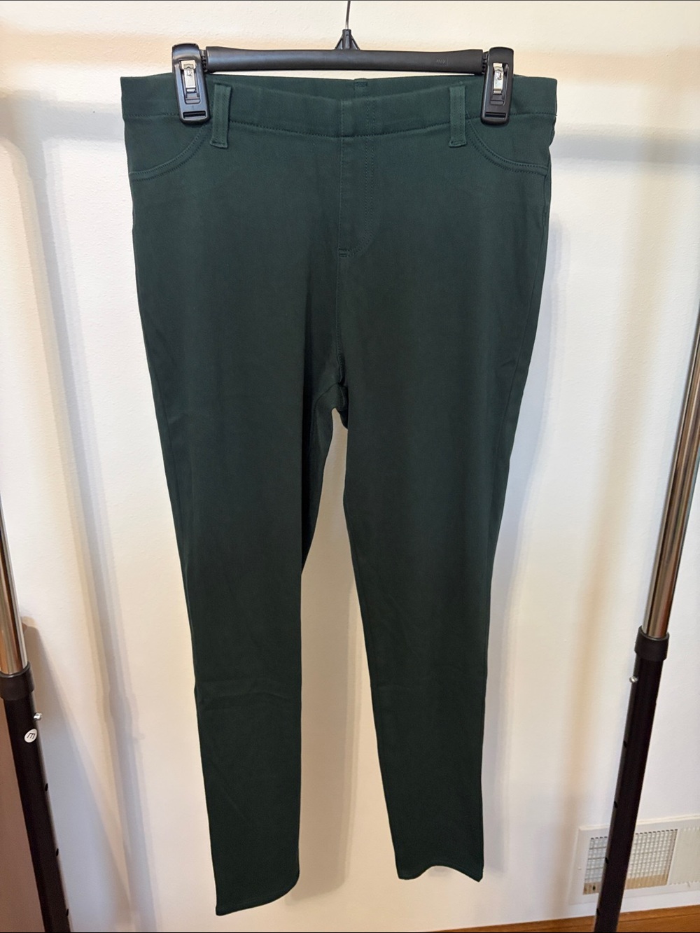 Faded Glory Jeggings
MORE COLORS LISTED
bundle for discounted offer 
L 12 - 14